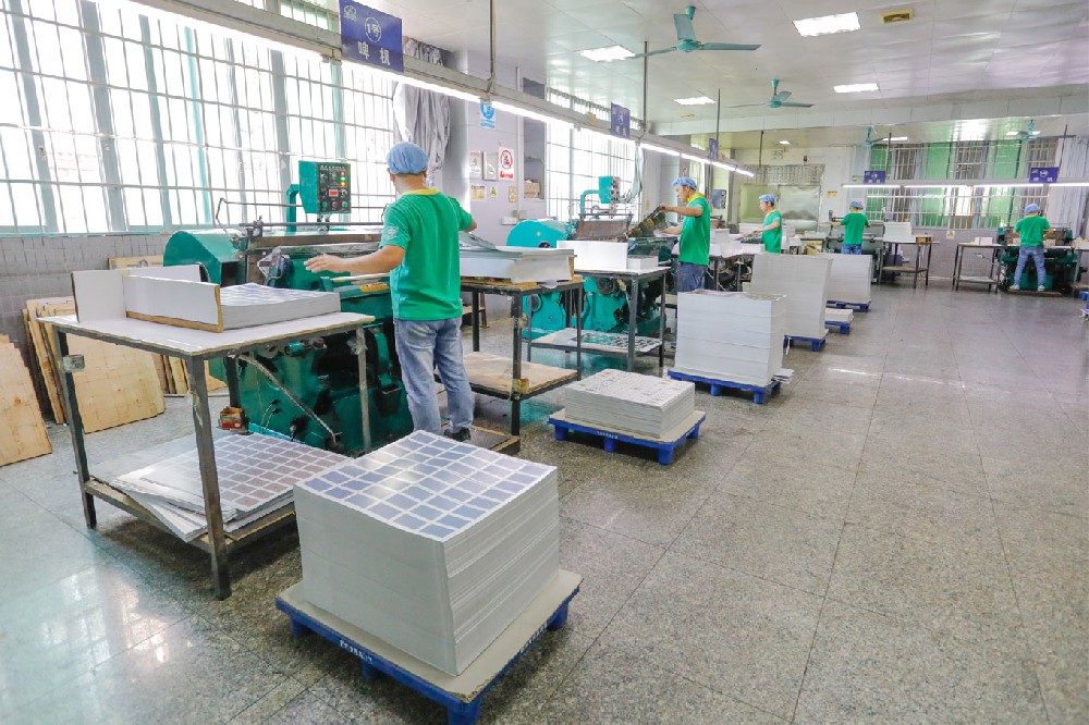 平壓模切機(jī) 