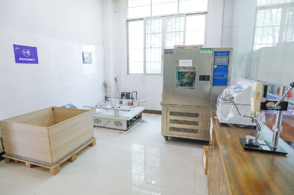 高溫、運輸、跌落測試區(qū) 